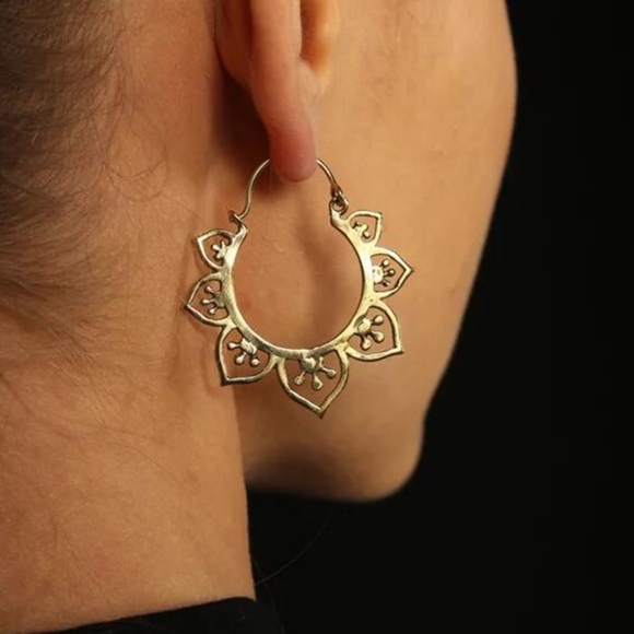 Jewelry - Fire Flower Boho Gypsy Aged Gold Earrings